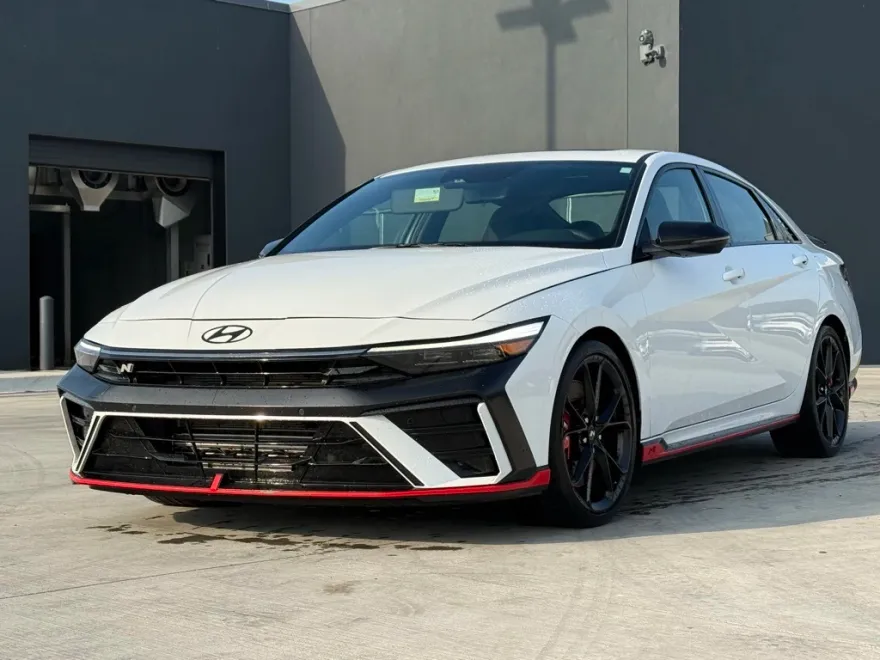 2025 Hyundai Elantra N Base photo 1