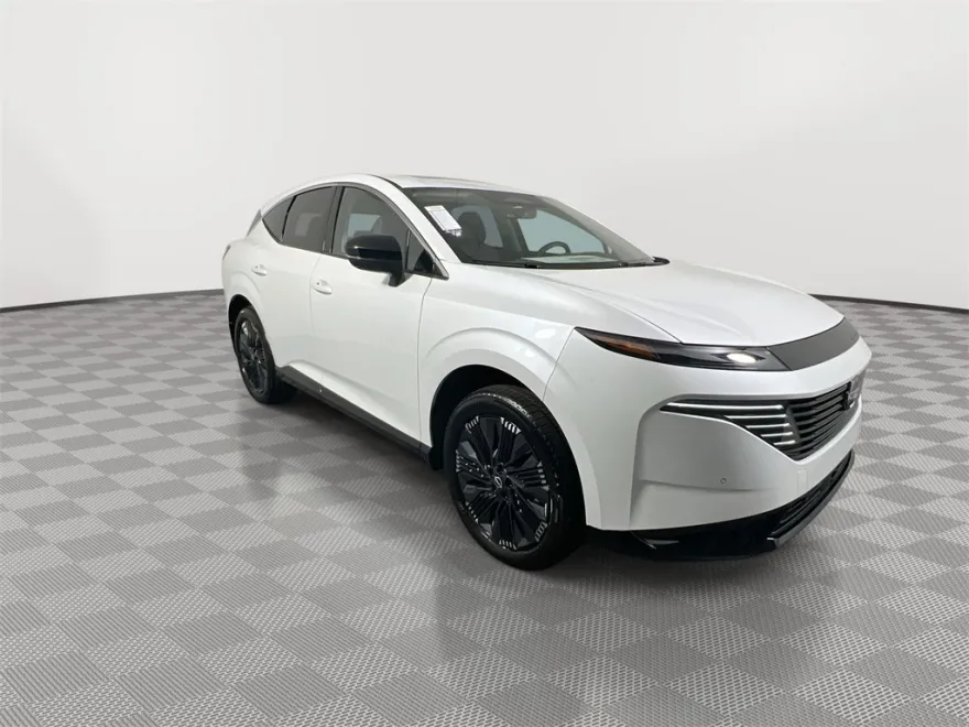 2025 Nissan Murano Platinum photo 1