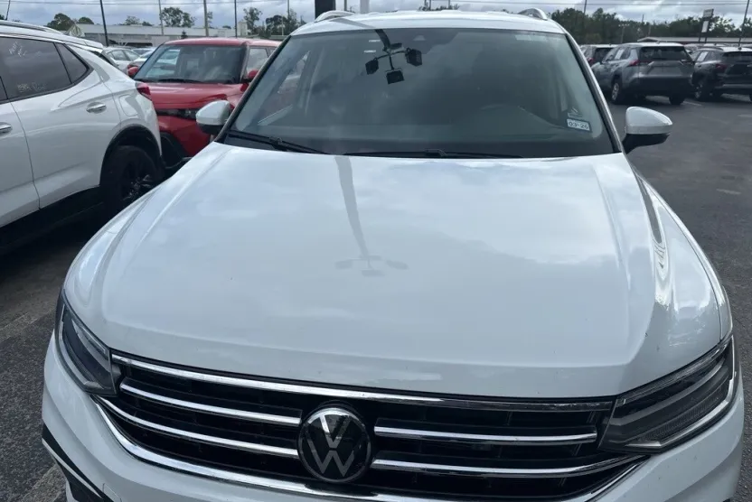 2024 Volkswagen Tiguan SE Wolfsburg Edition photo 1