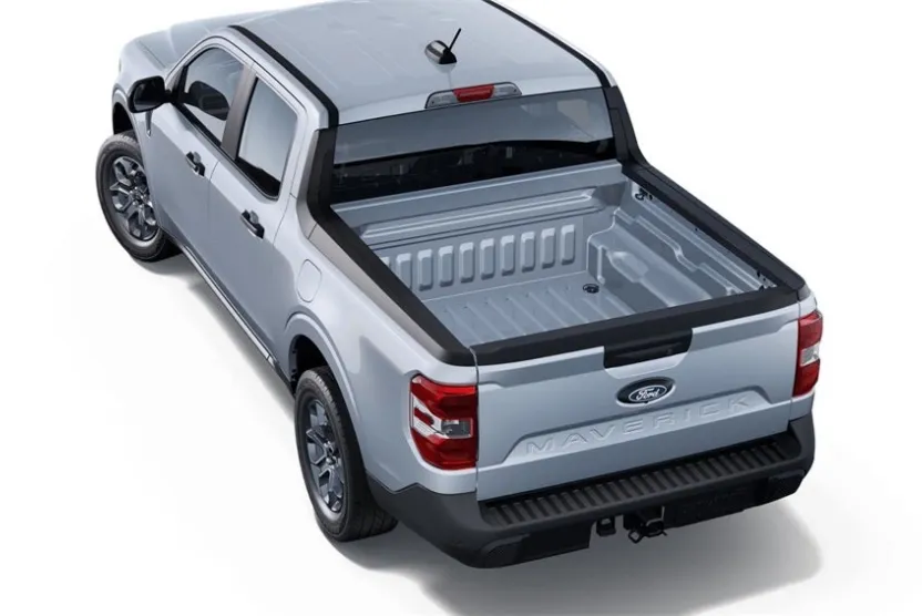 2025 Ford Maverick XLT photo 1