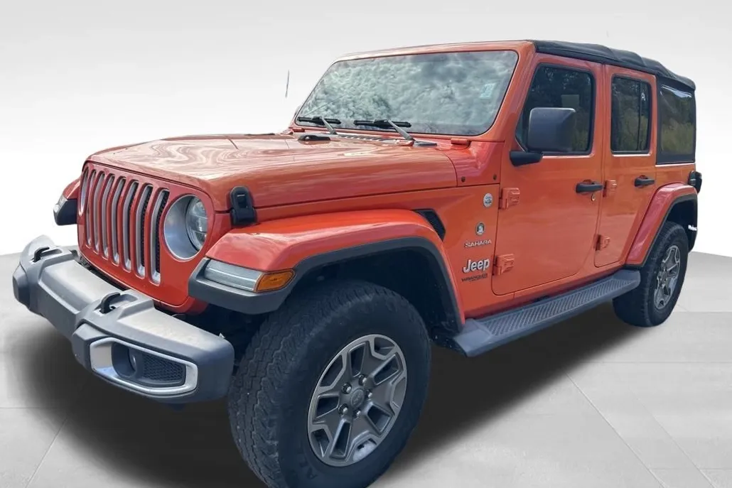 2018 Jeep Wrangler Unlimited Sahara photo 1