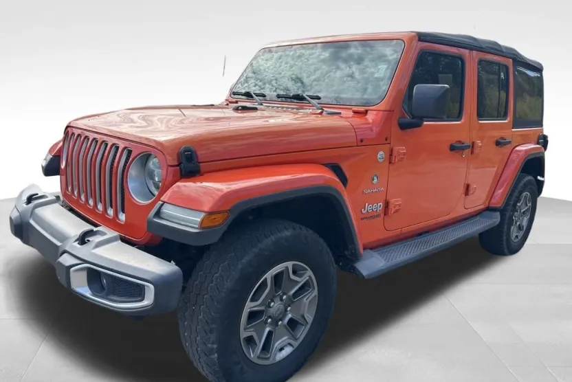 2018 Jeep Wrangler Unlimited Sahara photo 1
