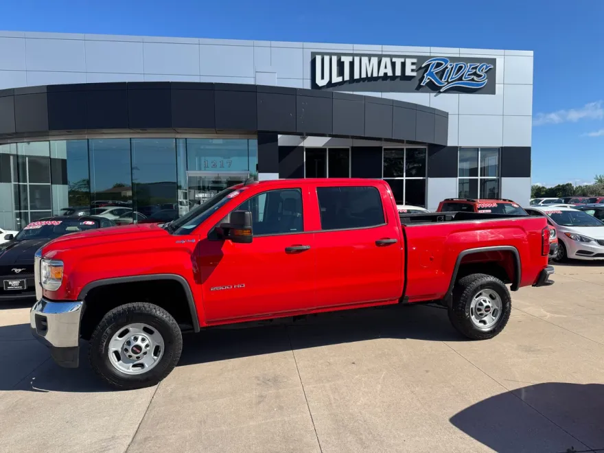 2018 Gmc Sierra Base photo 1