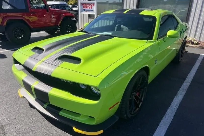 2023 Dodge Challenger SRT8 Hellcat photo 1