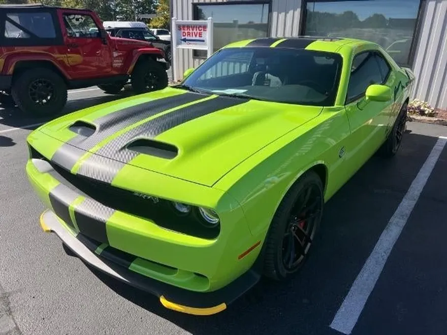 2023 Dodge Challenger SRT8 Hellcat photo 1