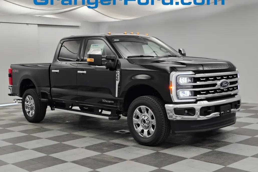 2026 Ford F-350 Lariat photo 1