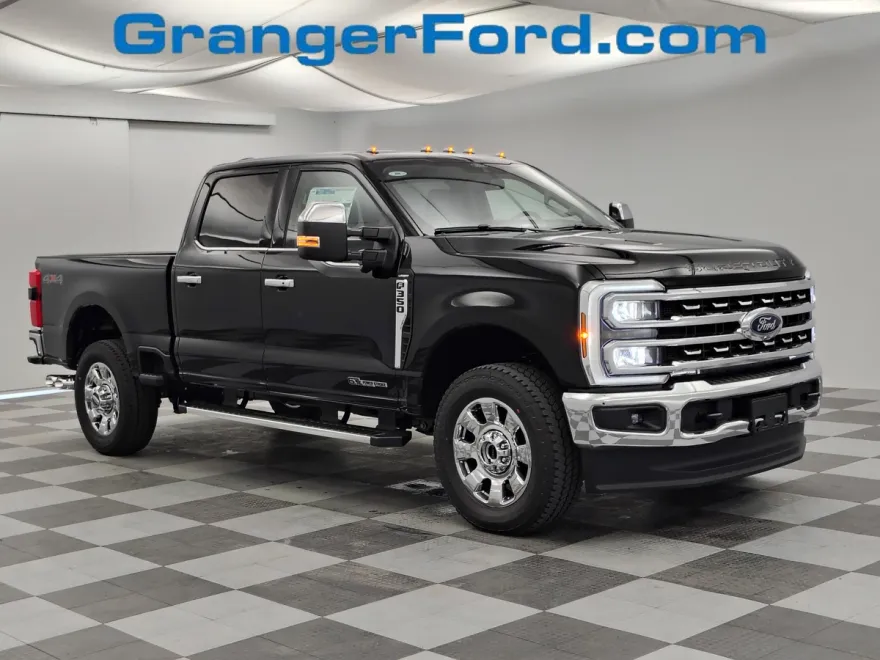 2026 Ford F-350 Lariat photo 1