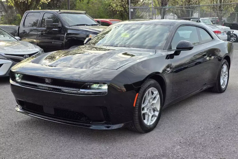 2025 Dodge Charger Daytona R/T photo 1