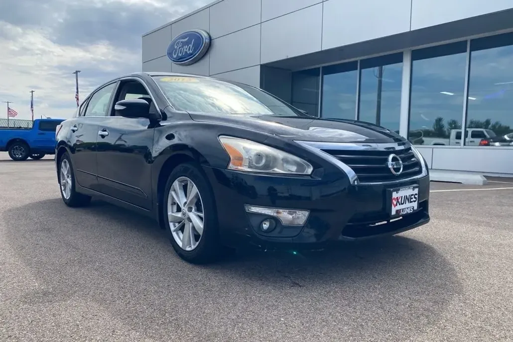 2013 Nissan Altima 2.5 SL photo 1
