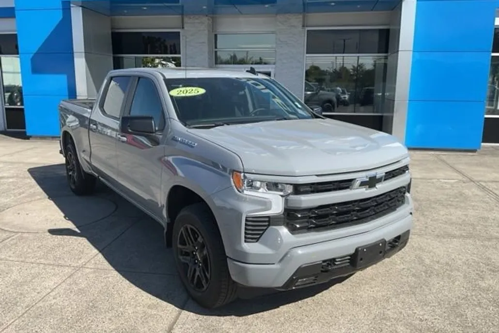 2025 Chevrolet Silverado 1500 RST photo 1