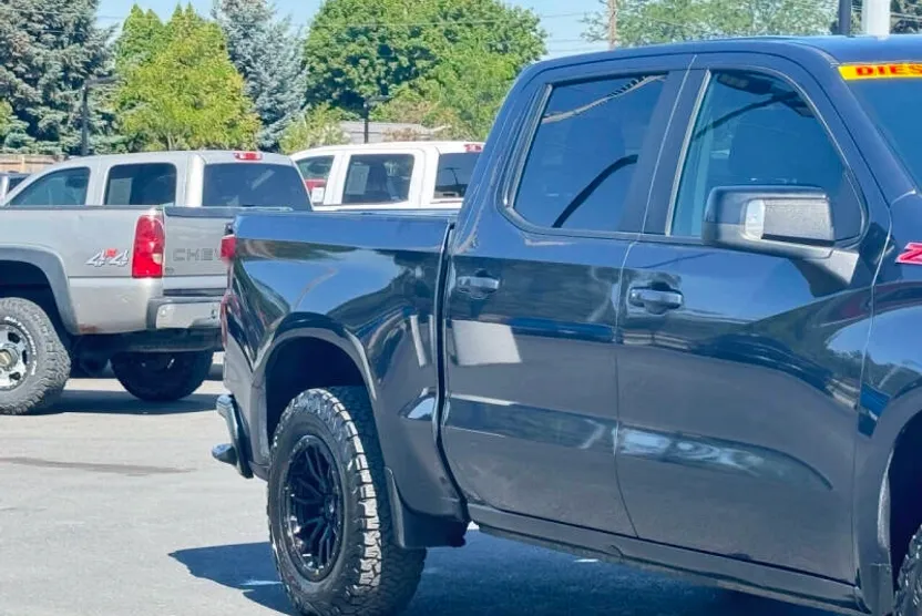 2022 Chevrolet Silverado 1500 RST photo 1