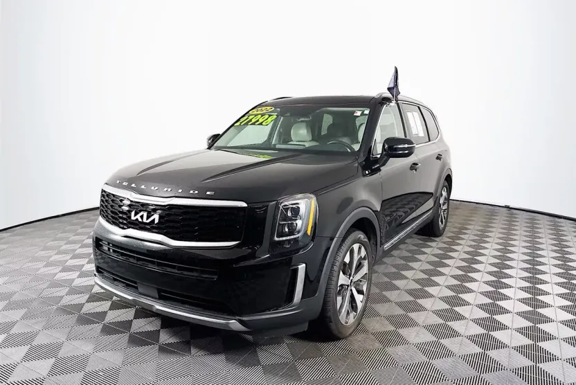 2022 Kia Telluride EX photo 1