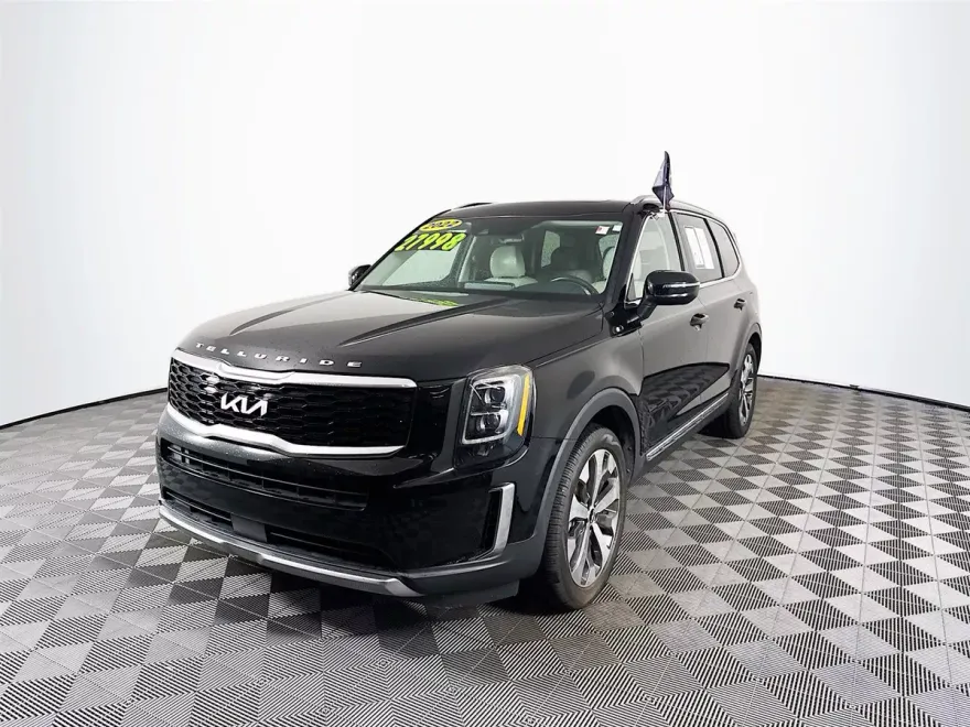 2022 Kia Telluride EX photo 1