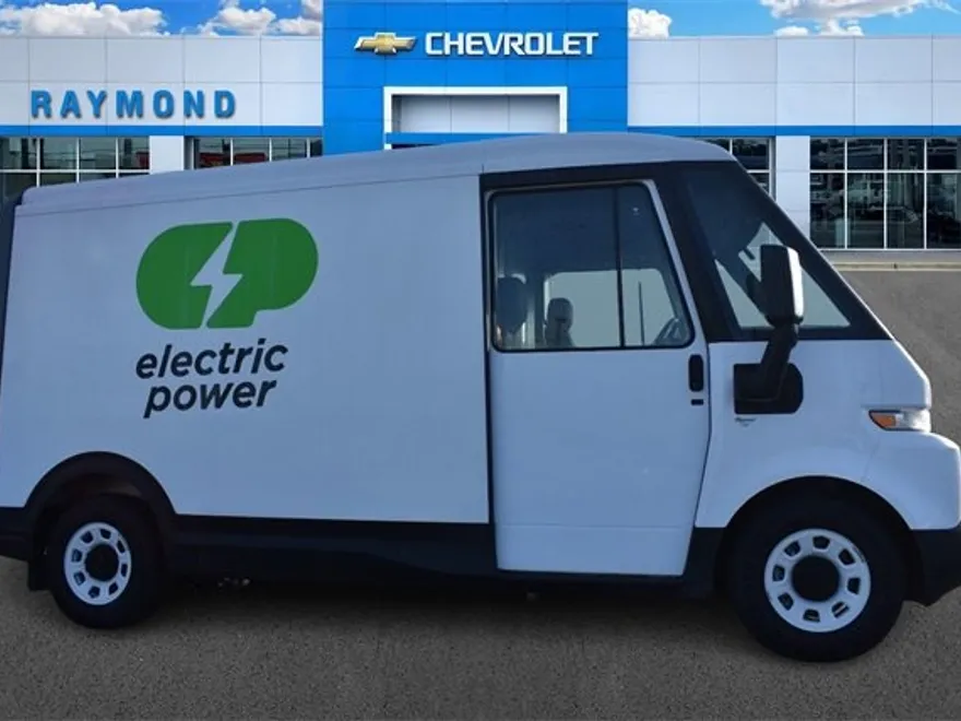 2025 Chevrolet BrightDrop 400 photo 1