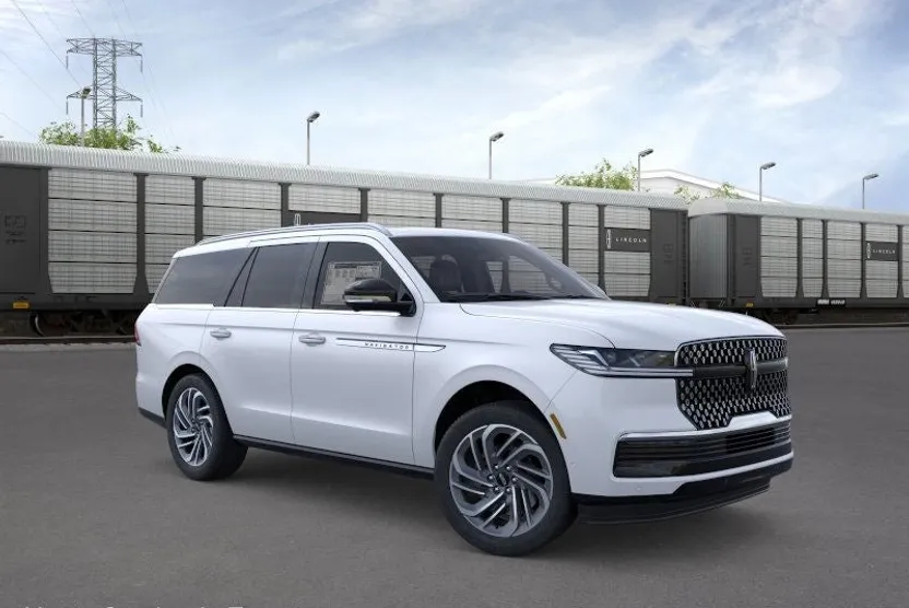 2025 Lincoln Navigator Reserve photo 1