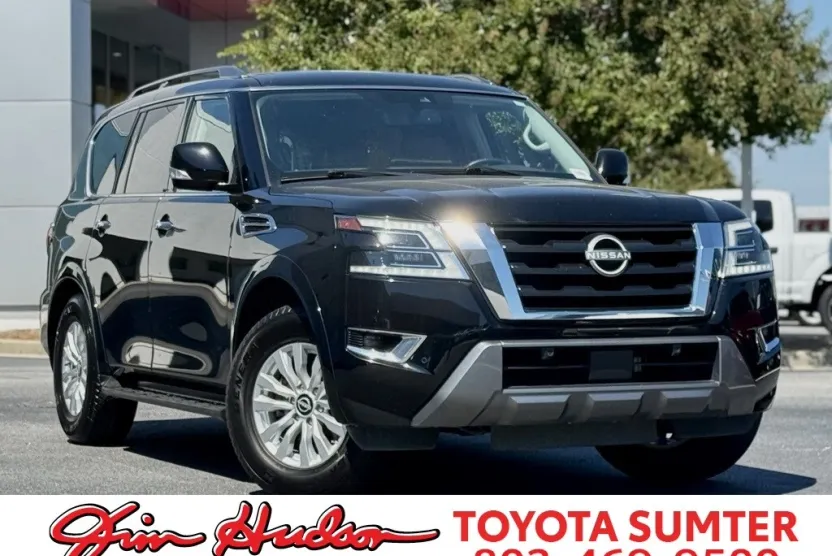 2023 Nissan Armada SV photo 1