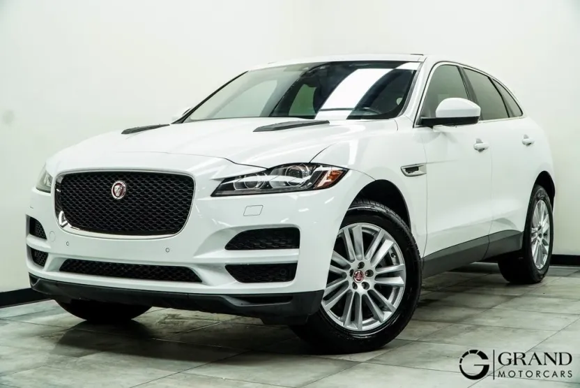 2019 Jaguar F-PACE Prestige photo 1