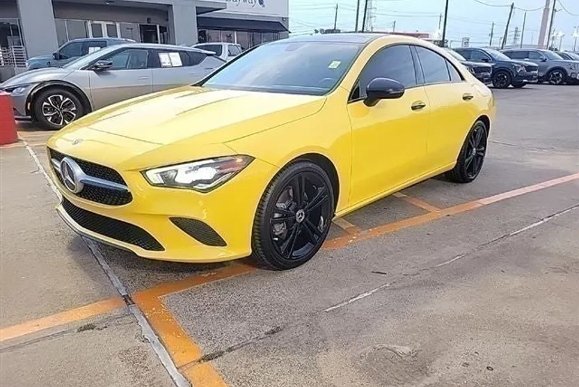 2020 Mercedes Benz CLA 250 photo 1