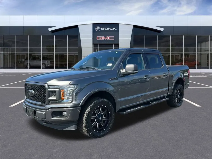 2020 Ford F-150 XLT photo 1