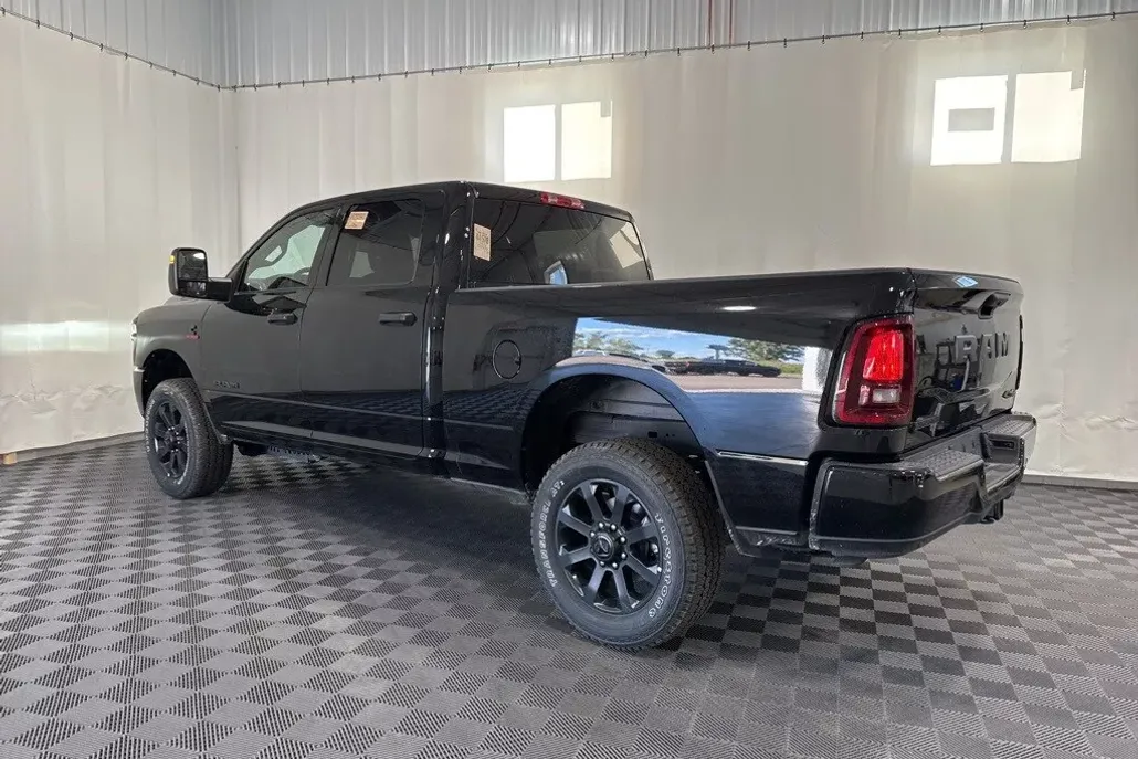 2025 Ram 2500 Big Horn photo 1