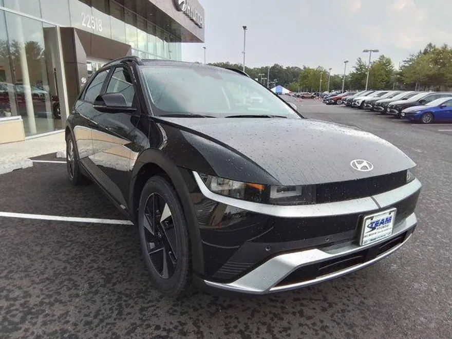 2025 Hyundai Ioniq 5 SEL photo 1