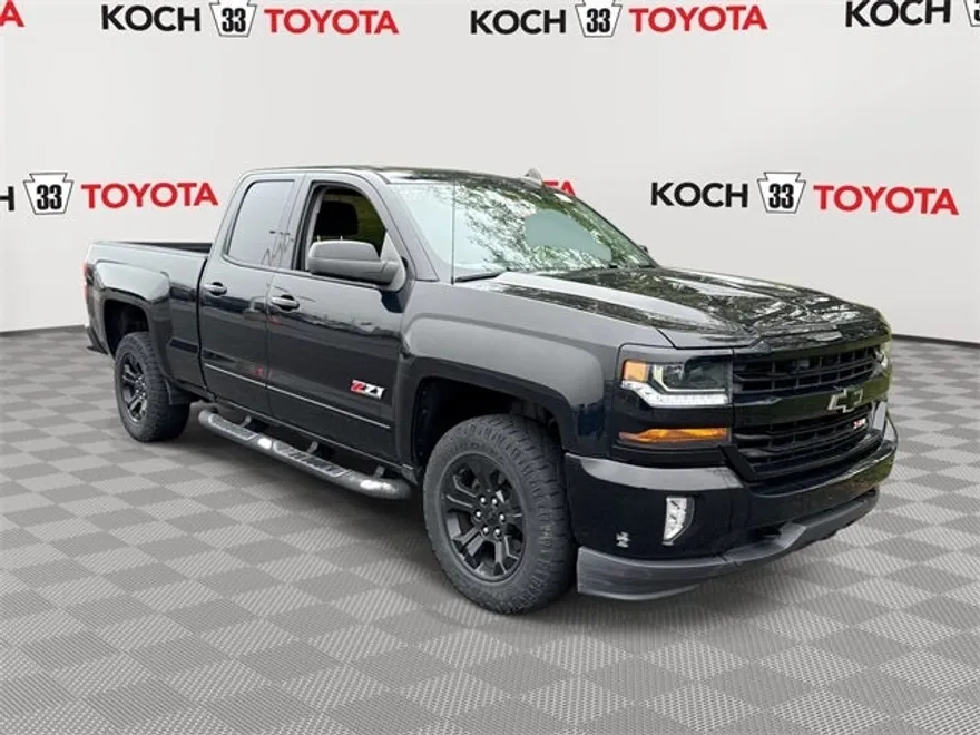 2019 Chevrolet Silverado 1500 LT photo 1