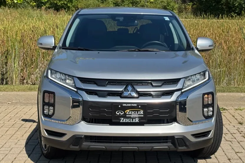 2024 Mitsubishi Outlander Sport ES LE SE photo 1