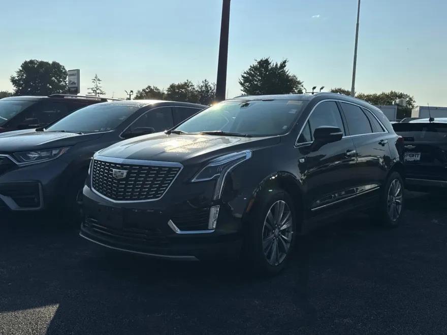 2025 Cadillac XT5 Premium Luxury photo 1