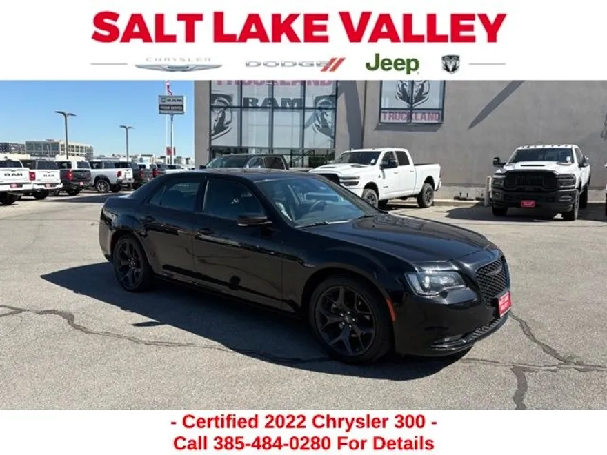 2022 Chrysler 300 S photo 1