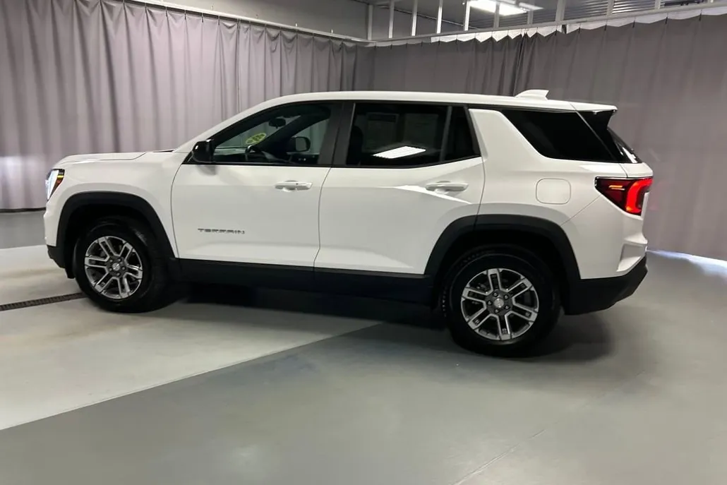 2025 Gmc Terrain Elevation photo 1