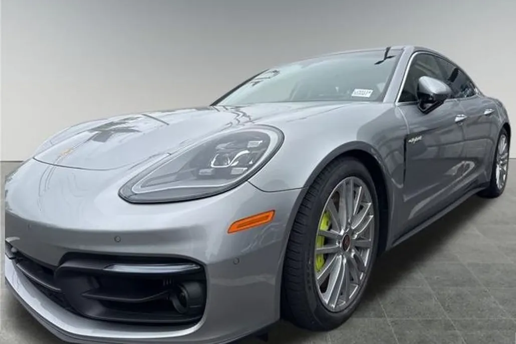 2021 Porsche Panamera E-Hybrid 4S photo 1