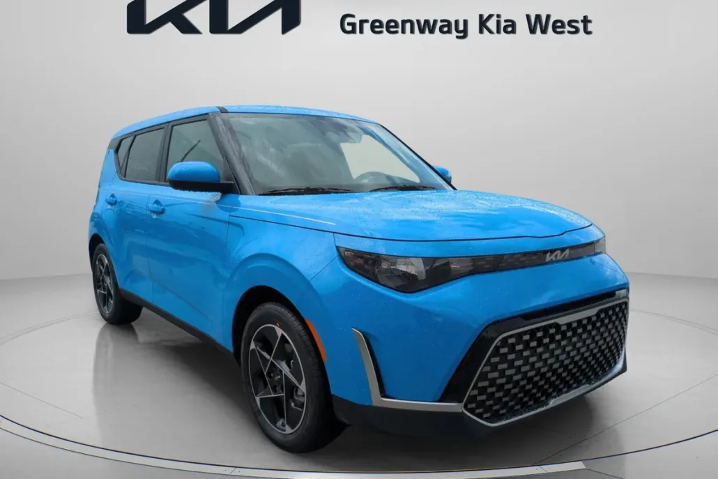 2025 Kia Soul EX photo 1