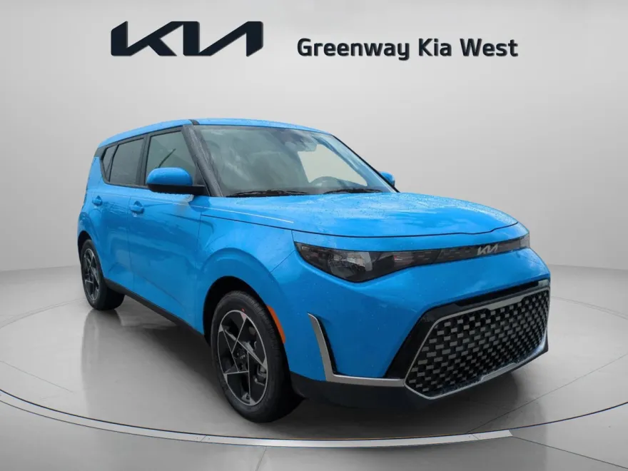 2025 Kia Soul EX photo 1