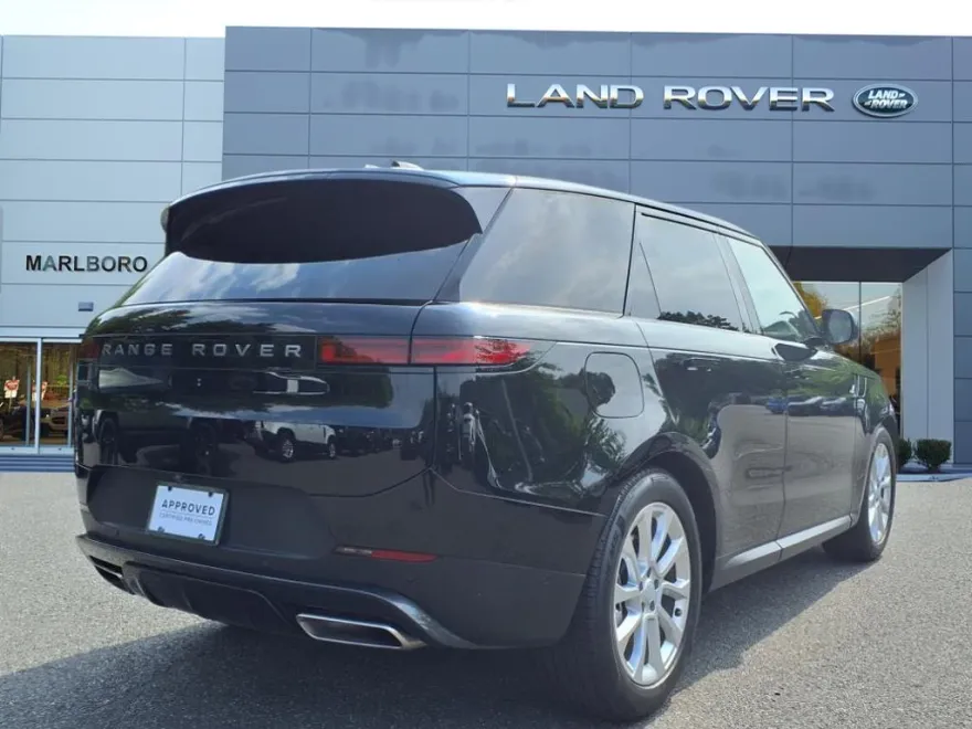 2025 Land Rover Range Rover Sport P360 S photo 1