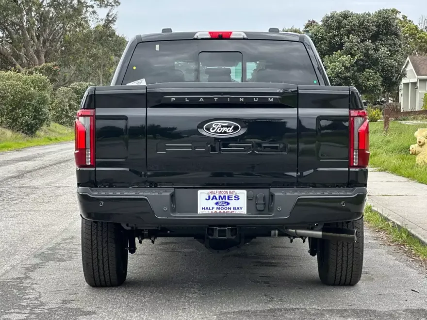 2025 Ford F-150 Platinum photo 4