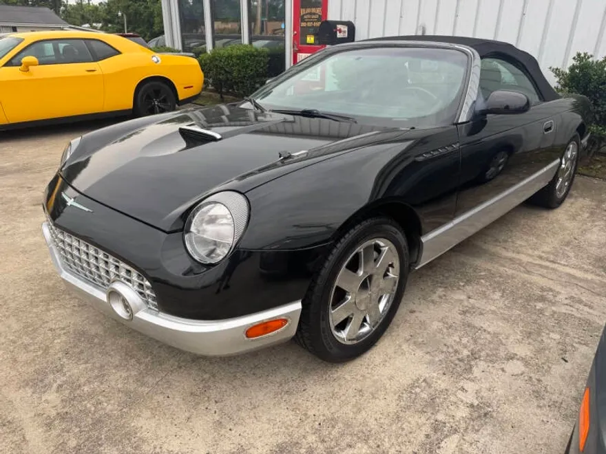 2003 Ford Thunderbird Premium photo 1