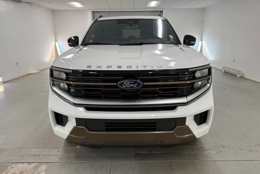 2025 Ford Expedition MAX King Ranch photo 1