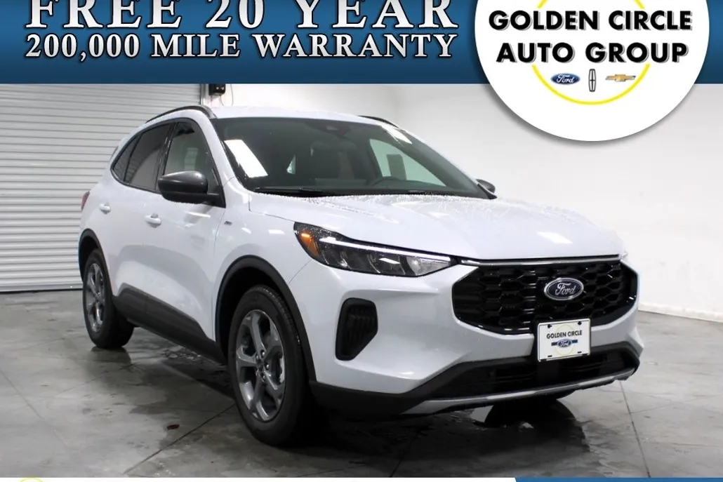 2025 Ford Escape ST-Line photo 1