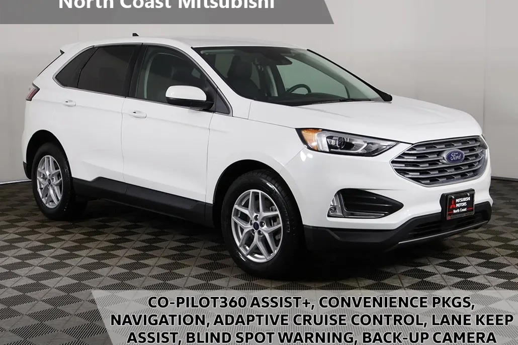 2022 Ford Edge SEL photo 1