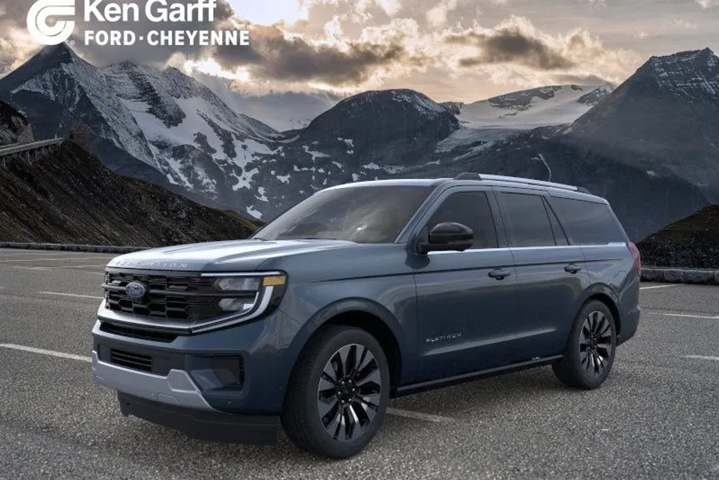 2025 Ford Expedition Platinum photo 1