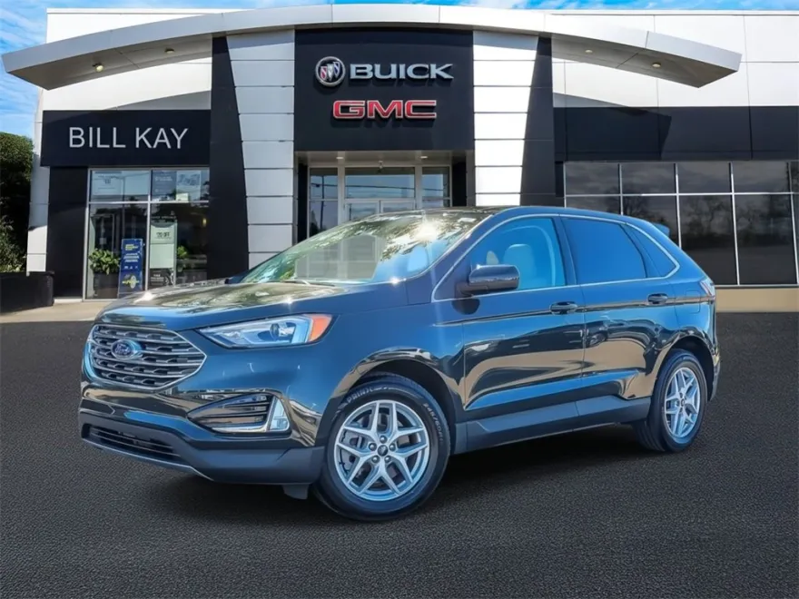 2022 Ford Edge SEL photo 1