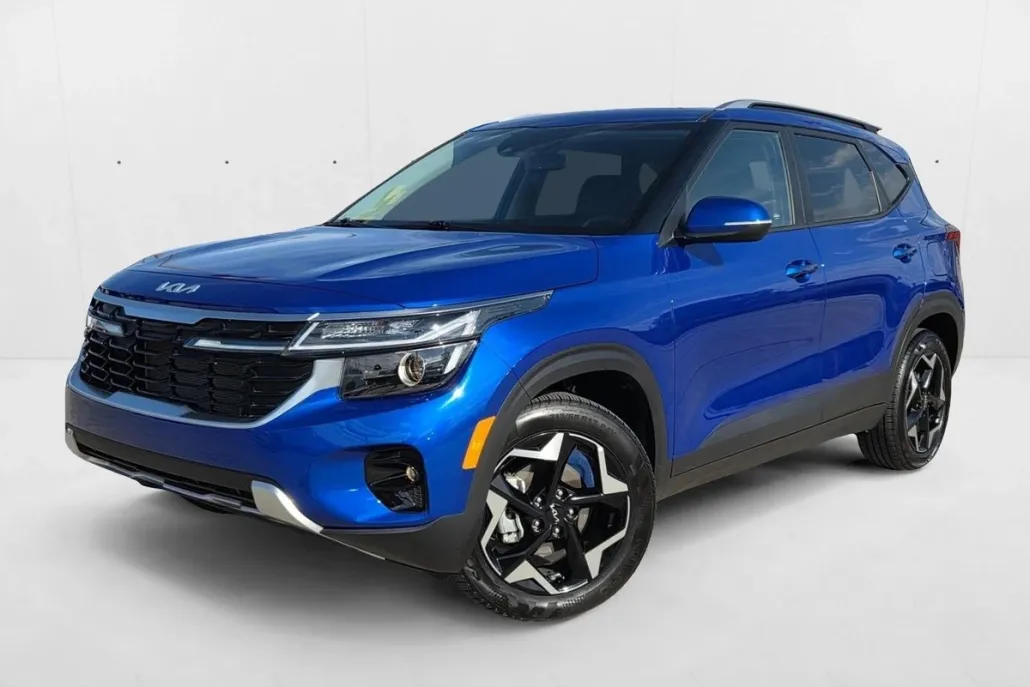 2025 Kia Seltos S photo 1