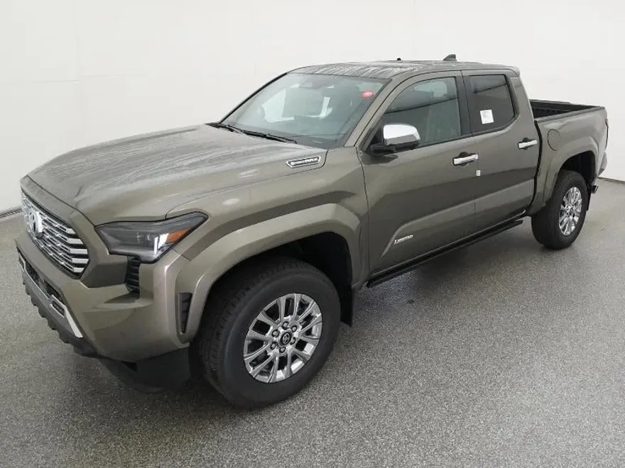 2025 Toyota Tacoma Limited photo 1