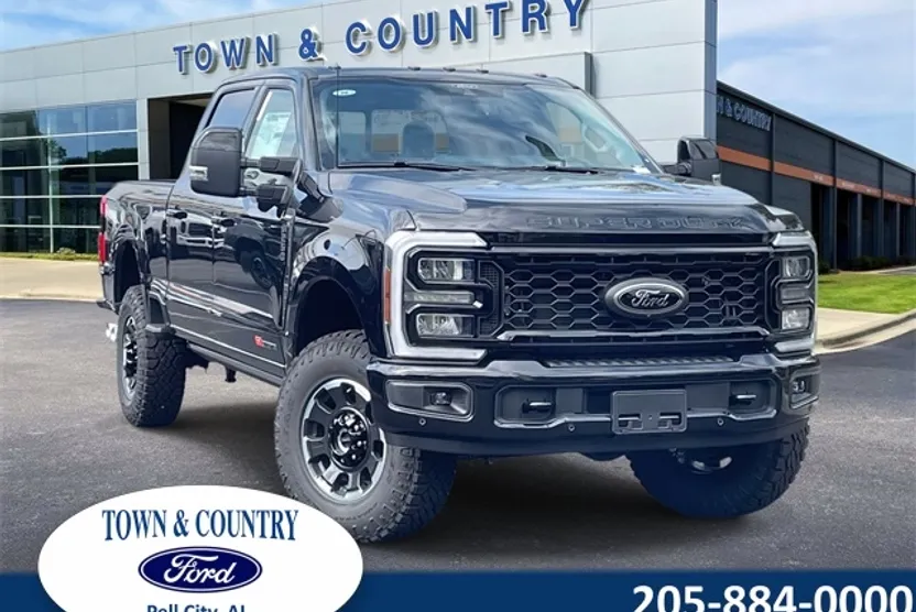2026 Ford F-250 Lariat photo 1