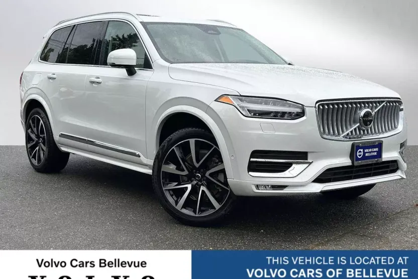 2025 Volvo XC90 Plus photo 1
