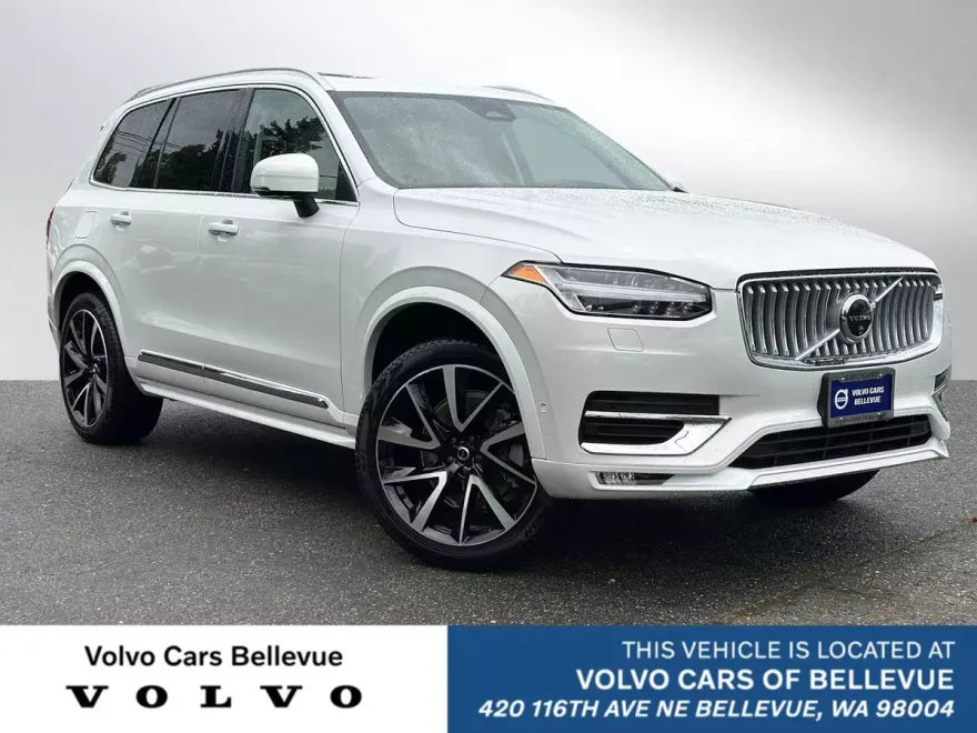 2025 Volvo XC90 Plus photo 1