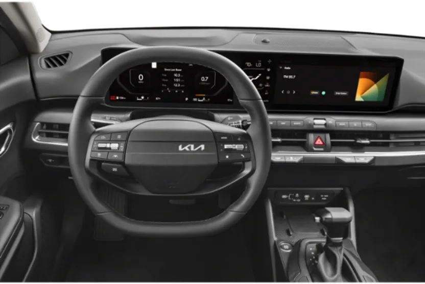 2025 Kia K4 EX photo 3
