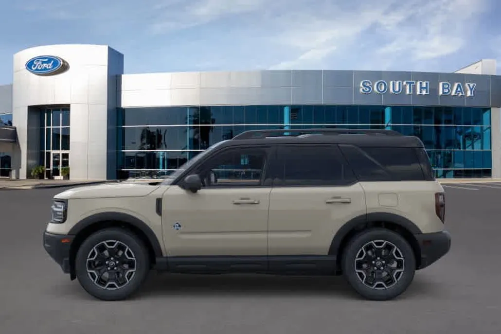 2025 Ford Bronco Sport Outer Banks photo 1