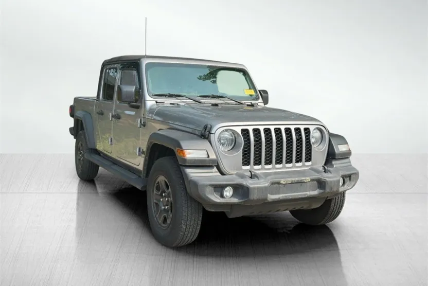 2021 Jeep Gladiator Sport photo 1
