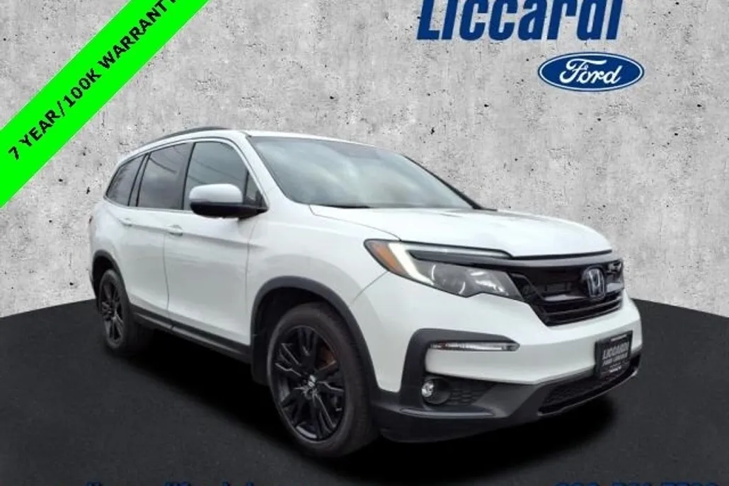 2021 Honda Pilot Special Edition photo 1